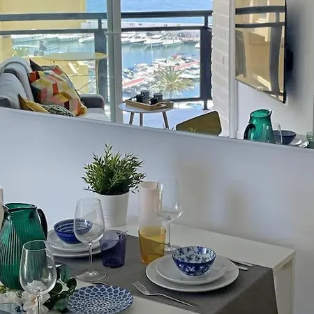 Apartment Charming Sea View Hideaway At Marbella's Marina