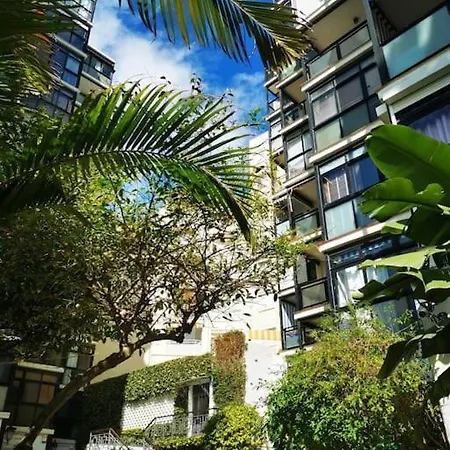 Charming Sea View Hideaway At Marbella's Marina Marbella
